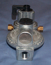 Load image into Gallery viewer, Auto Changeover LP Regulator